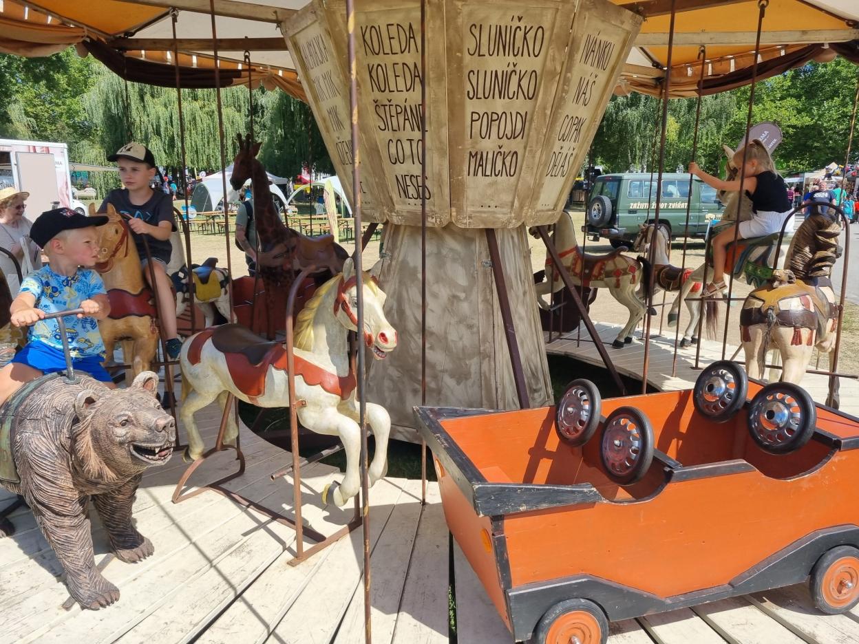 Kolotoč pouťový staročeský