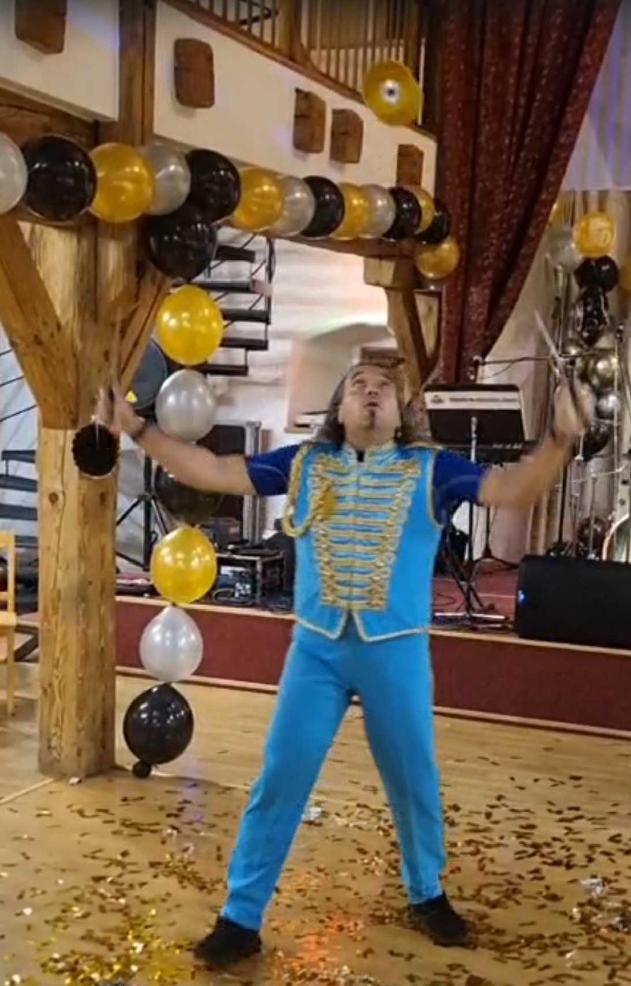 Cirkusový žonglér